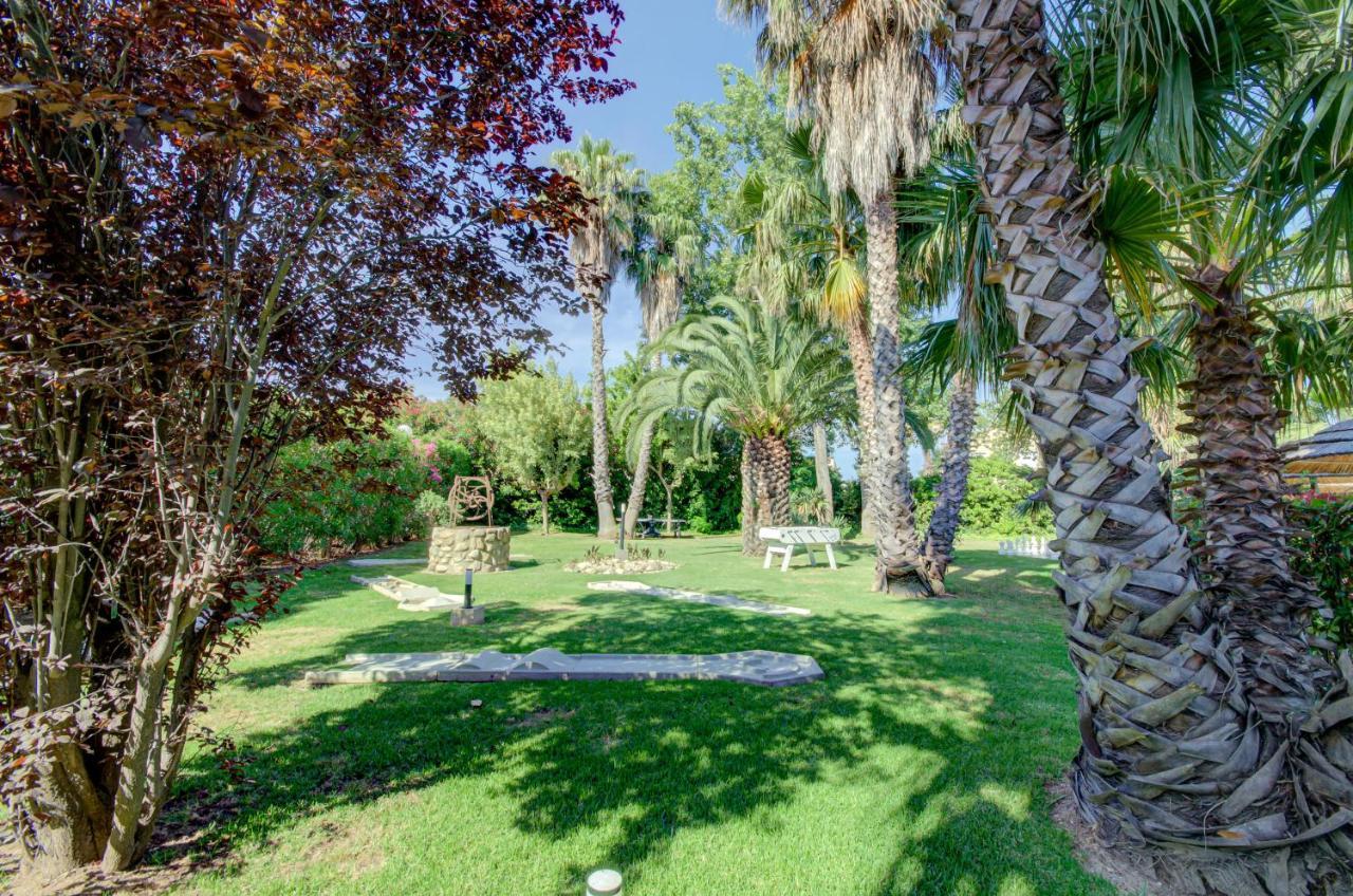 Le Cottage - Hotel & Spa Argeles-sur-Mer Bagian luar foto